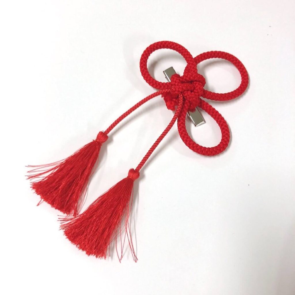 コスプレの水引髪飾り